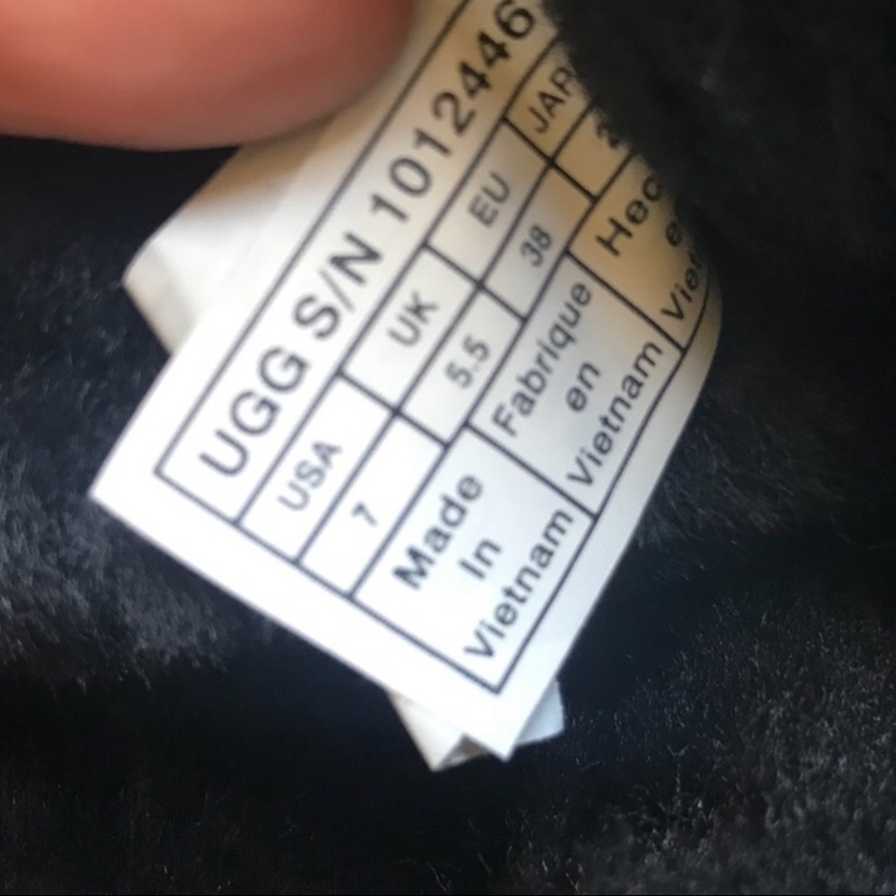 Authentic UGG nash bootie - Picture 5 of 5